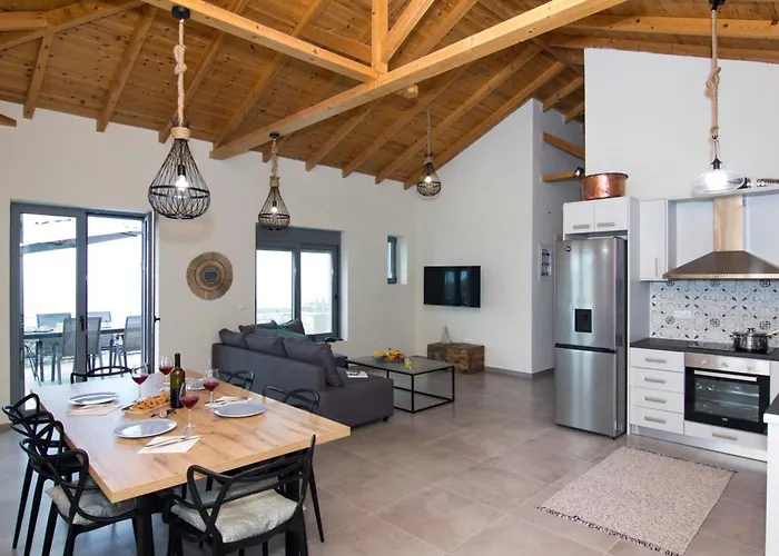 Irini By Elrin Mani Вилла *